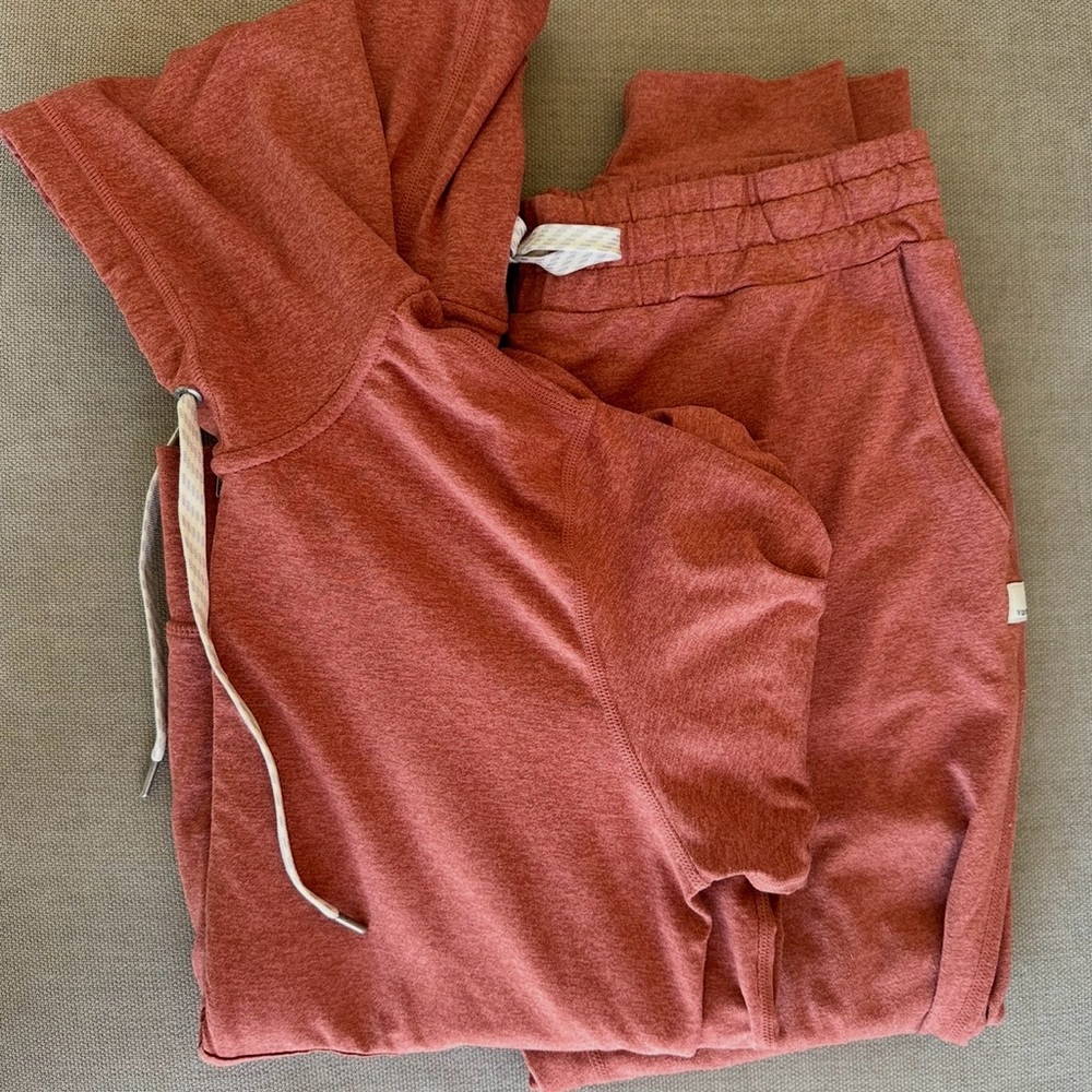 Vuori Halo Performance Hoodie + Jogger Set - Size Small - Soft Luxe Athleisure